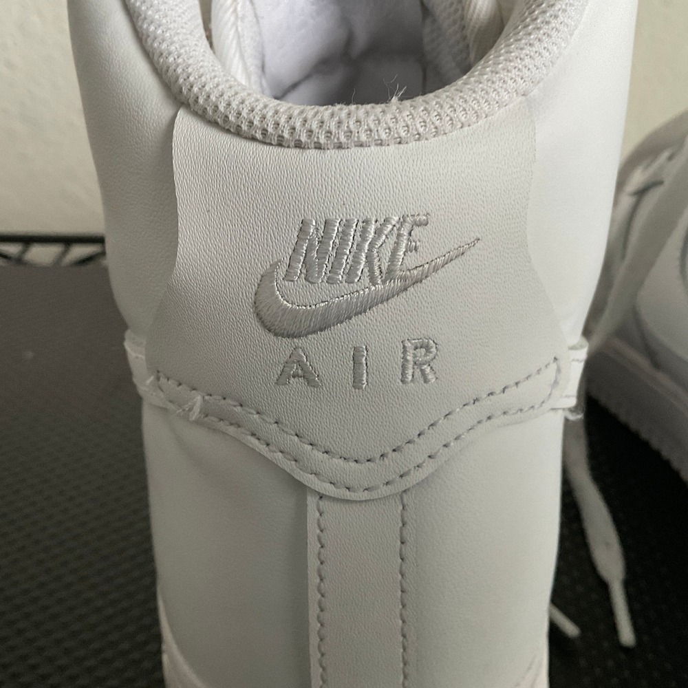 Nike Air Force 1 High 07 Triple White Mens Sneakers CW2290-111 Size 11 - Picture 6 of 12